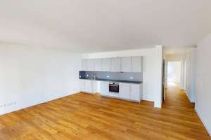 Hell und modern: Große 4-Zimmer-Wohnung mit EBK, 2 BÄDERN und BALKON im Neubauquartier FIELD 4 – 68167 Neckarstadt-Ost/Wohlgelegen, Mannheim – Vorschaubild 3