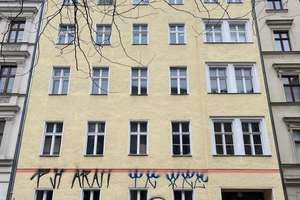 Kleine MFH mit Baupotenzial in Lausitzer Kiez