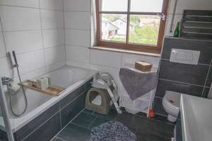 Viel Raum für Ihre Wohnträume! – Die vollständige Adresse der Immobilie erhältst du vom Anbieter., 83416 Saaldorf-Surheim – Vorschaubild 3