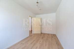 Helle 2-Zimmer-Etagenwohnung mit Balkon, EBK und TG-Stellplatz in günstiger Lage von Untertürkheim – Die vollständige Adresse der Immobilie erhältst du vom Anbieter., 70327 Flohberg, Stuttgart – Vorschaubild 6