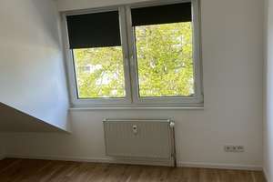 Zuhause mit 2 Zimmern in Köln-Urbach
