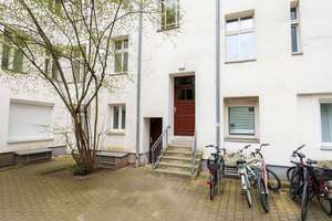 Bezugsfreie 1-Zimmer-Altbauwohnung in Wilmersdorf | Einbauküche | Keller | 36 m² | sehr gute Lage! – Die vollständige Adresse der Immobilie erhältst du vom Anbieter., 10713 Wilmersdorf, Berlin – Vorschaubild 16