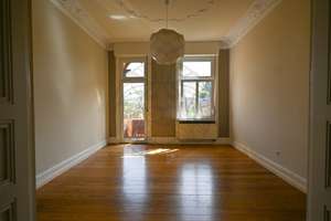 Wiesbaden: Stilvolle Altbau-Maisonette mit Charme! – Die vollständige Adresse der Immobilie erhältst du vom Anbieter., 65195 Westend / Bleichstraße, Wiesbaden – Vorschaubild 3