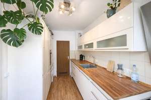 Stadtnahe Wohnung im 1. OG mit Balkonvielfalt und Stellplatzkomfort – Die vollständige Adresse der Immobilie erhältst du vom Anbieter., 40547 Niederkassel, Düsseldorf – Vorschaubild 3