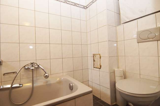 Immobilie in Dietenhofen - Dietenhofen: EFH für die handwerklich begabte Großfamilie im Stadtkern mit Hausgarage und Garten! - Bild 8