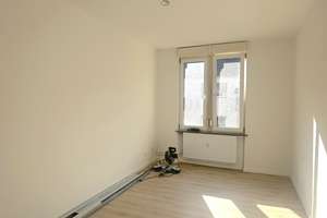 Sanierte Altbauwohnung mit geräumiger Wohnküche - WG geeignet – Die vollständige Adresse der Immobilie erhältst du vom Anbieter., 68169 Neckarstadt-West, Mannheim – Vorschaubild 2