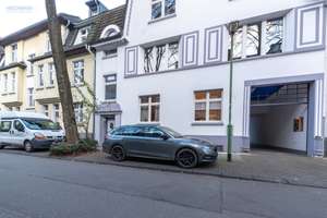 Zeitlose Eleganz trifft Wohngefühl: Ihr neues Altbaujuwel – Die vollständige Adresse der Immobilie erhältst du vom Anbieter., 45136 Rüttenscheid, Essen – Vorschaubild 2