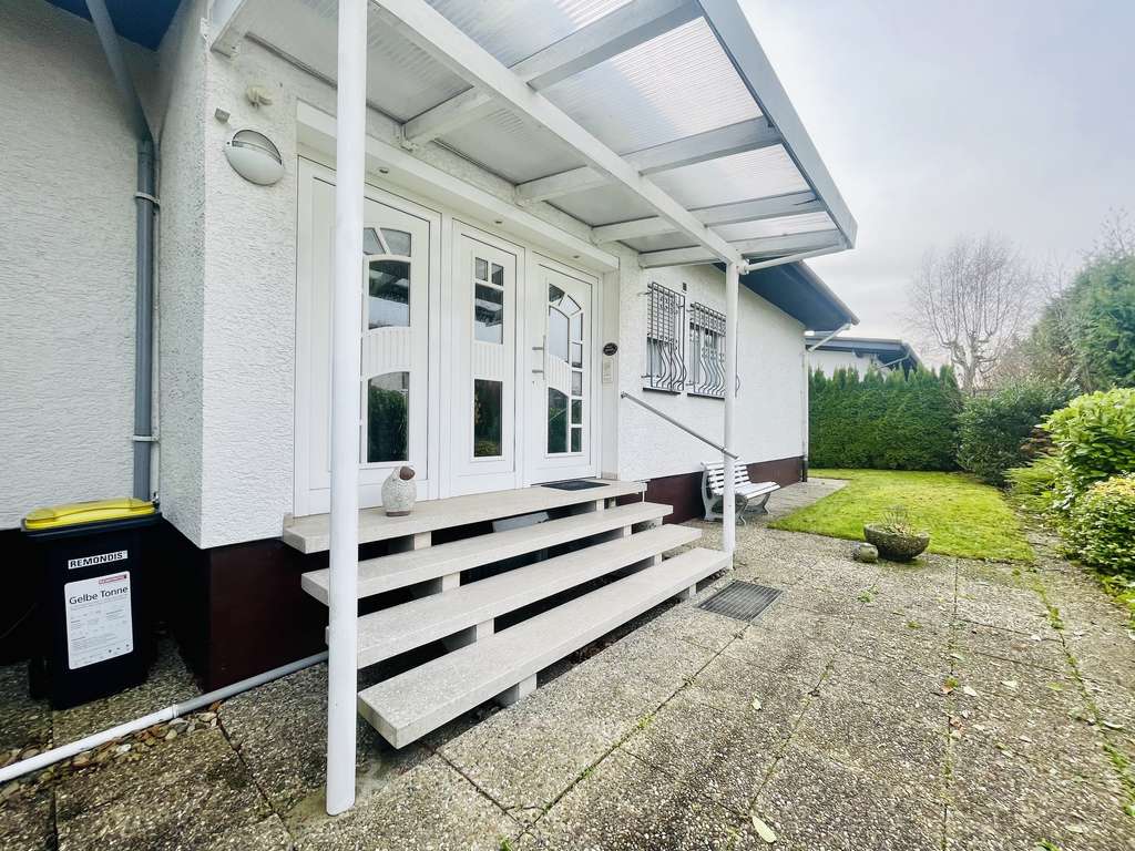 Immobilie in Lich - Einfamilienhaus m. ausgebauten Untergschoss und Garten in begerter Lage von Lich! - Bild 1