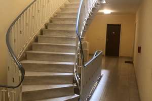 Helle 2-Zimmer-Wohnung, ruhige Lage in Moosach, Balkon mit Blick ins Grüne, möbliert übernehmbar – Die vollständige Adresse der Immobilie erhältst du vom Anbieter., 80992 Moosach-Bahnhof, München – Vorschaubild 3