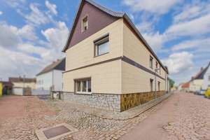 Einfamilienhaus mit Hof, Garten & Ausbaupotenzial in Beesedau – Die vollständige Adresse der Immobilie erhältst du vom Anbieter., 6420 Könnern – Vorschaubild 5