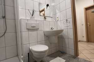 GEPFLEGTES MEHRFAMILIENHAUS | 5 WOHNEINHEITEN | VOLL VERMIETET | BONN-BAD GODESBERG | PROVISIONSFREI – Truchseßstraße 83, 53175 Godesberg-Nord, Bonn – Vorschaubild 2