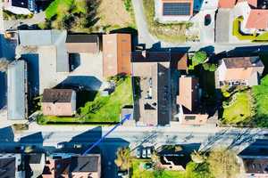 Investitionshighlight: Vollvermietetes Mehrfamilienhaus mit großzügiger Scheune  – Würzburg (Kreis) – Vorschaubild 3