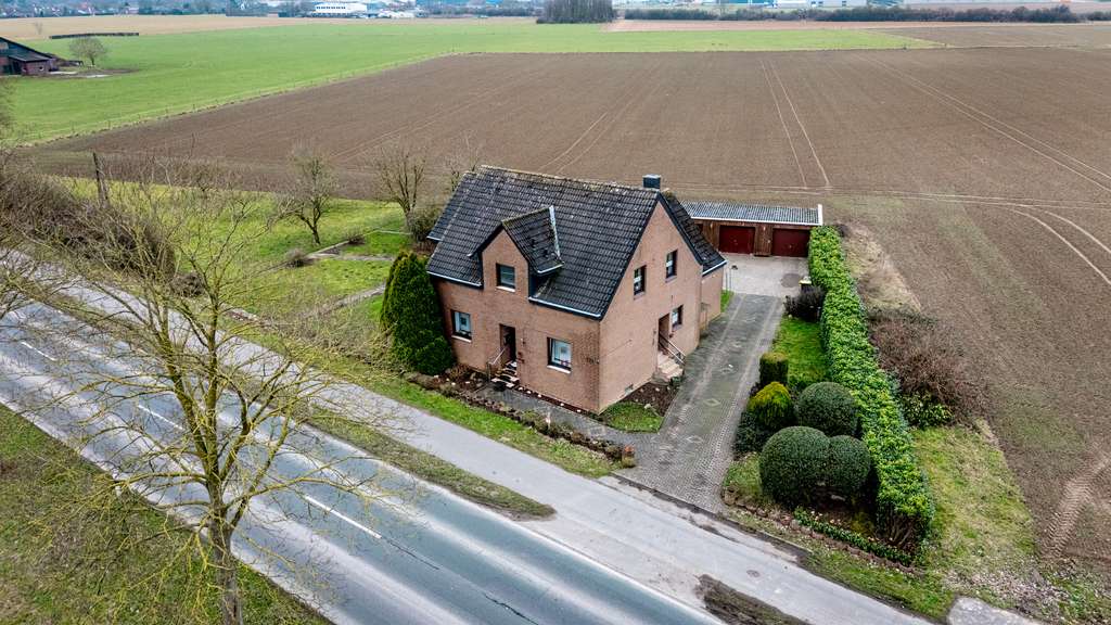 Immobilie in Kleve - Geräumiges Wohnhaus mit großem Grundstück in Alleinlage am Ortsrand von Kleve - Kellen - Bild 4