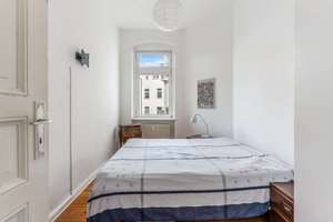 Zwei Kinderzimmmer Ausbaumöglichkeit: Geschmackvolle Altbauwohnung im Skandinavischen Design – Die vollständige Adresse der Immobilie erhältst du vom Anbieter., 10961 Kreuzberg, Berlin – Vorschaubild 11