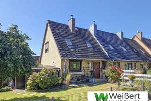 Charmantes Endreihenhaus mit Garten und Kamin
- ideal für Paare und Familien in Itzehoe Edendorf!