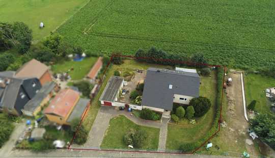 Bild von Großes Einfamilienhaus in schöner Lage