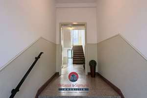 KREFELD-CITY - SCHÖNE DACHGESCHOSSWOHNUNG MIT 2 ZIMMERN & KÜCHE + GARAGE! – Ostwall 236, 47798 Stadtmitte, Krefeld – Vorschaubild 2