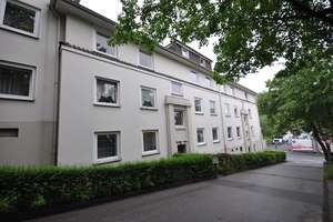 Moderne Erdgeschosswohnung mit Balkon ins Grüne – ab sofort verfügbar – Bürgerallee 4, 42281 Barmen, Wuppertal – Vorschaubild 1