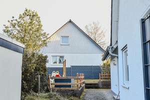 Bruchmühlbach | Freistehendes Einfamilienhaus mit Dachterrasse und großzügigem Grundstück in Bruchmü – Die vollständige Adresse der Immobilie erhältst du vom Anbieter., 66892 Bruchmühlbach-Miesau – Vorschaubild 3
