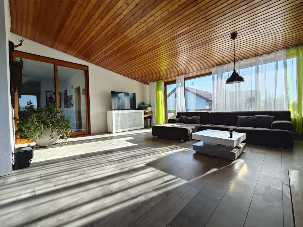 Immobilie in Böhmenkirch - modernisierter Wohntraum auf über 1190m² Grundstück in Randlage zu verkaufen - Bild 3