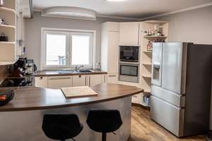 Mediterrane Stadtvilla mit Rundpool & Luxus-Whirlpool: Wohnen, wo Qualität und Freizeit zuhause sind – Die vollständige Adresse der Immobilie erhältst du vom Anbieter., 38448 Brackstedt, Wolfsburg – Vorschaubild 9