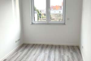 Einziehen & wohlfühlen: 2-Zimmer-Wohnung mit Einbauküche in Altglienicke – Grünauer Straße 28, 12524 Altglienicke, Berlin – Vorschaubild 12