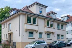 Tolle 4,5 Zimmer Etagenwohnung mit Stellplatz und Balkon – Die vollständige Adresse der Immobilie erhältst du vom Anbieter., 70197 Hasenberg, Stuttgart – Vorschaubild 2