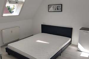 Komplett möblierte kleine 2 ZKB DG-Wohnung  – Kopernikusstraße 8, 86179 Haunstetten-Nord, Augsburg – Vorschaubild 2