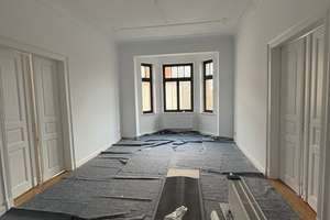Stilvolle 5-Zimmer-Altbauwohnung mit Süd-West-Balkon – Erstbezug nach Renovierung – Kohlgartenstrasse 24, 4315 Neustadt-Neuschönefeld, Leipzig – Vorschaubild 3