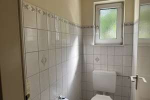 Stilvolle 4 Zimmer-Eigentumswohnung mit Balkon in ruhiger Wohnlage von Biberach an der Riss – Widdersteinstraße 31, 88400 Biberach an der Riß – Vorschaubild 4
