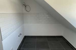 Modernisierte 3-Zi.-Dachgeschoss-Wohnung in guter Lage von S-Hofen – Die vollständige Adresse der Immobilie erhältst du vom Anbieter., 70378 Hofen, Stuttgart – Vorschaubild 19
