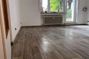 Frisch rennovierte Hochparterre-Wohnung mit einem Zimmer und Terrasse – Obere Weinsteige 66, 70597 Degerloch (Ortsteil), Stuttgart – Vorschaubild 1