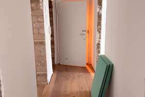 Kernsanierte 2,5-Raum-Wohnung mit Parkett und Balkon in Düsseldorf – Erkrather Straße 14, 40233 Stadtmitte, Düsseldorf – Vorschaubild 3