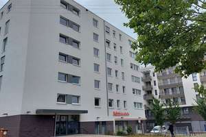 Schöne, helle, 4.Zi.Whg mit zwei Bädern, Abstellraum, großem Balkon, EBK, Kellerraum – Tunnelstraße 2, 70469 Bahnhof Feuerbach, Stuttgart – Vorschaubild 11