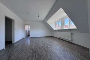 Vier-Zimmer-Dachgeschoss-Wohnung mit Balkon im Stuttgarter Westen – Die vollständige Adresse der Immobilie erhältst du vom Anbieter., 70176 Feuersee, Stuttgart – Vorschaubild 4