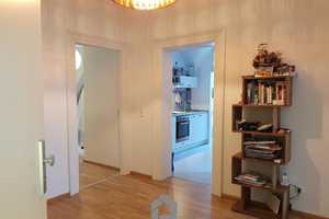 2 ZKB Wohnung mit Turmerker in schöner Altbauvilla an der Biebricher Allee – Wiesbaden – Vorschaubild 2