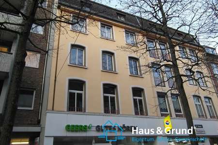 *** schöne, gut geschnittene 3-Zimmer-Wohnung mit Balkon mitten in Burtscheid ***