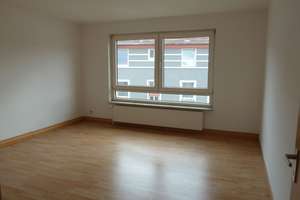 3,5 Raum Wohnung mit 91m² in zentraler Wohnlage. Große Räume. WG geeignet. – Martin-Luther-Straße 58, 45145 Holsterhausen, Essen – Vorschaubild 3