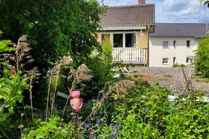 Schönes Reiheneckhaus mit großem romantischem Garten und großzügiger Garage in zentrumsnaher Lage  – Main-Tauber-Kreis – Vorschaubild 5