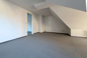 114 m² in Düsseldorf-Derendorf – 3 Balkone & sofort verfügbar! – Roßstraße 69, 40476 Derendorf, Düsseldorf – Vorschaubild 16