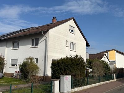 3 FH mit schönem Eckgrundstück ,2 Garagen, Werkstatt und Fahrzeuggrube! Fläche DG ohne Berechnung!!