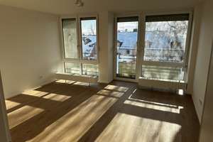 Apartment in Augsburg: Zwei-Zimmer-Wohnung mit Balkon in der Neuburger Straße – Die vollständige Adresse der Immobilie erhältst du vom Anbieter., 86152 Lechhausen-West, Augsburg – Vorschaubild 3
