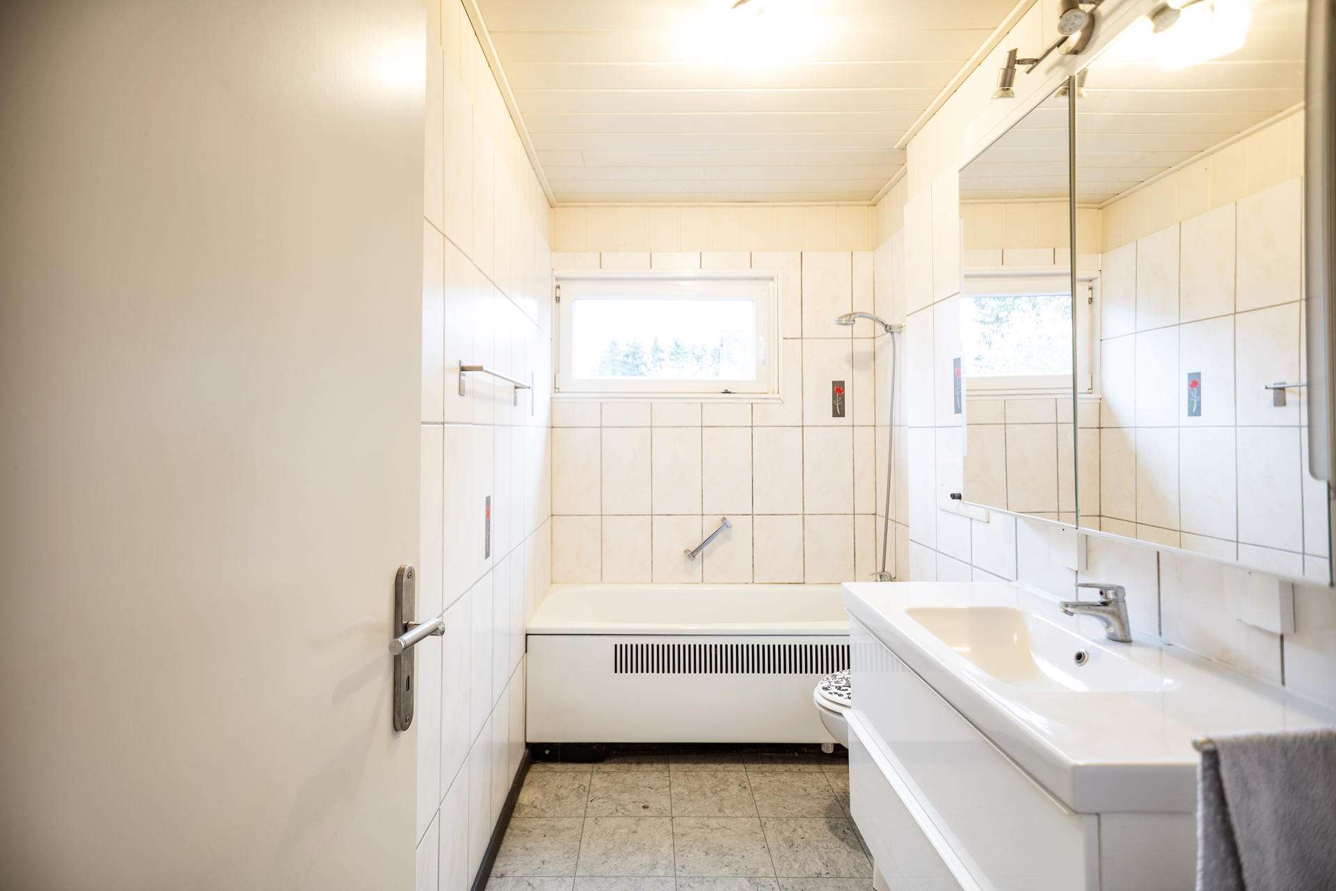 Immobilie in Malente - Ihr Ruhepol auf dem Dorf: Einfamilienhaus in Sackgassenlage mit schönem Garten - Bild 4