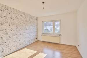 Lichtdurchflutete großzügige Eigentumswohnung mit Südwestloggia und Garage in Wahnheide – Die vollständige Adresse der Immobilie erhältst du vom Anbieter., 51147 Wahnheide, Köln – Vorschaubild 8