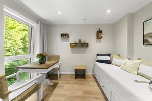 Property thumbnail 13