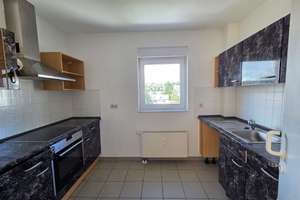 Geräumig & Leerstehend | 4 Zi.-Dachgeschoss-Wohnung+Dachterrasse | ruhiger Lage Enkheim nähe U-Bahn – 60388 Bergen-Enkheim, Frankfurt am Main – Vorschaubild 10