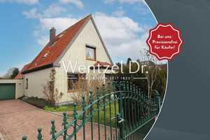 Sanierungsbedürftiges Einfamilienhaus mit großem Grundstück und viel Potenzial  in Stockelsdorf – Ostholstein (Kreis) – Vorschaubild 1