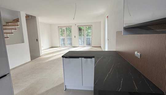 Bild von Exklusives Neubau-Reiheneckhaus (KfW 40) mit Garage in Top-Lage von Bad Homburg
