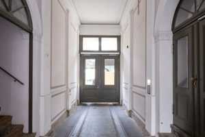 Gepflegte 4-Raum-Wohnung mit Balkon und EBK – Berlin – Vorschaubild 3