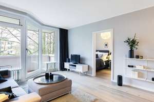 Möblierte stilvolle, sanierte 2-Zimmer-Wohnung mit Balkon in Hamburg – Mittelweg 91, 20149 Harvestehude, Hamburg – Vorschaubild 11